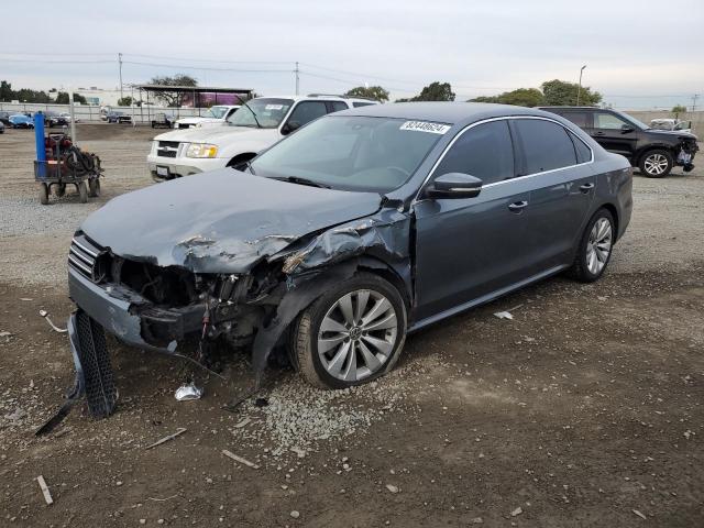  VOLKSWAGEN PASSAT 2015 Сірий