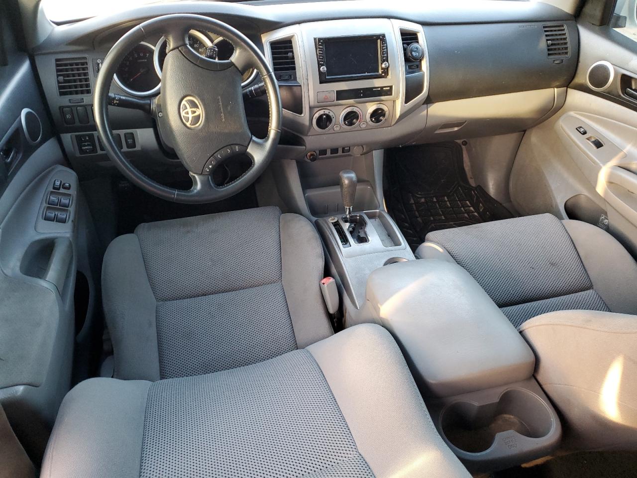 2009 Toyota Tacoma - Image 8