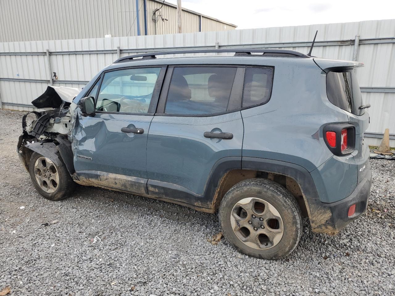 2018 Jeep Renegade - Image 2