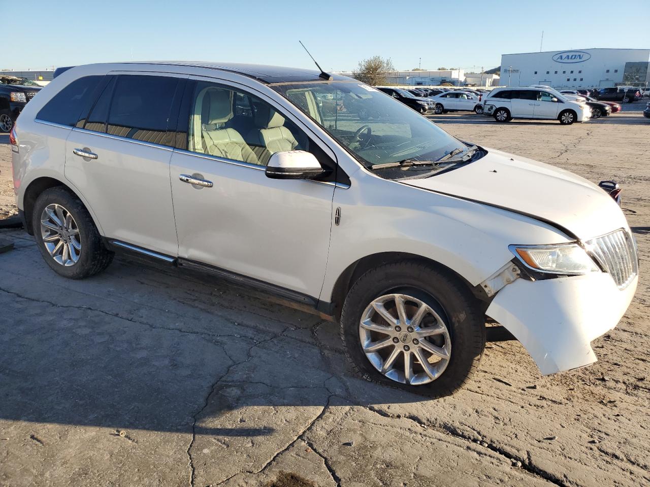 VIN 2LMDJ8JK4DBL37174 2013 LINCOLN MKX no.4