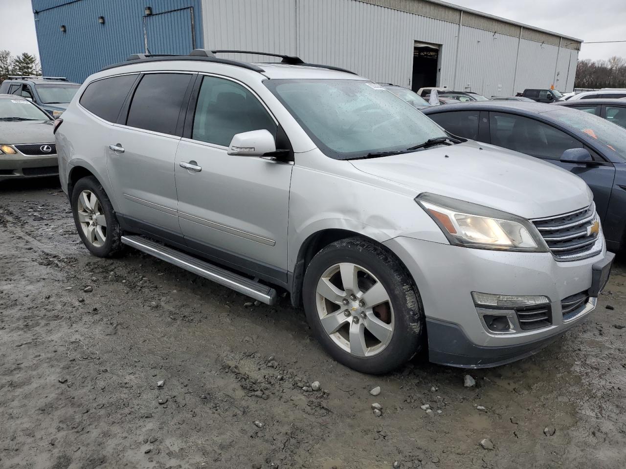 VIN 1GNKVJKD0EJ331024 2014 CHEVROLET TRAVERSE no.4