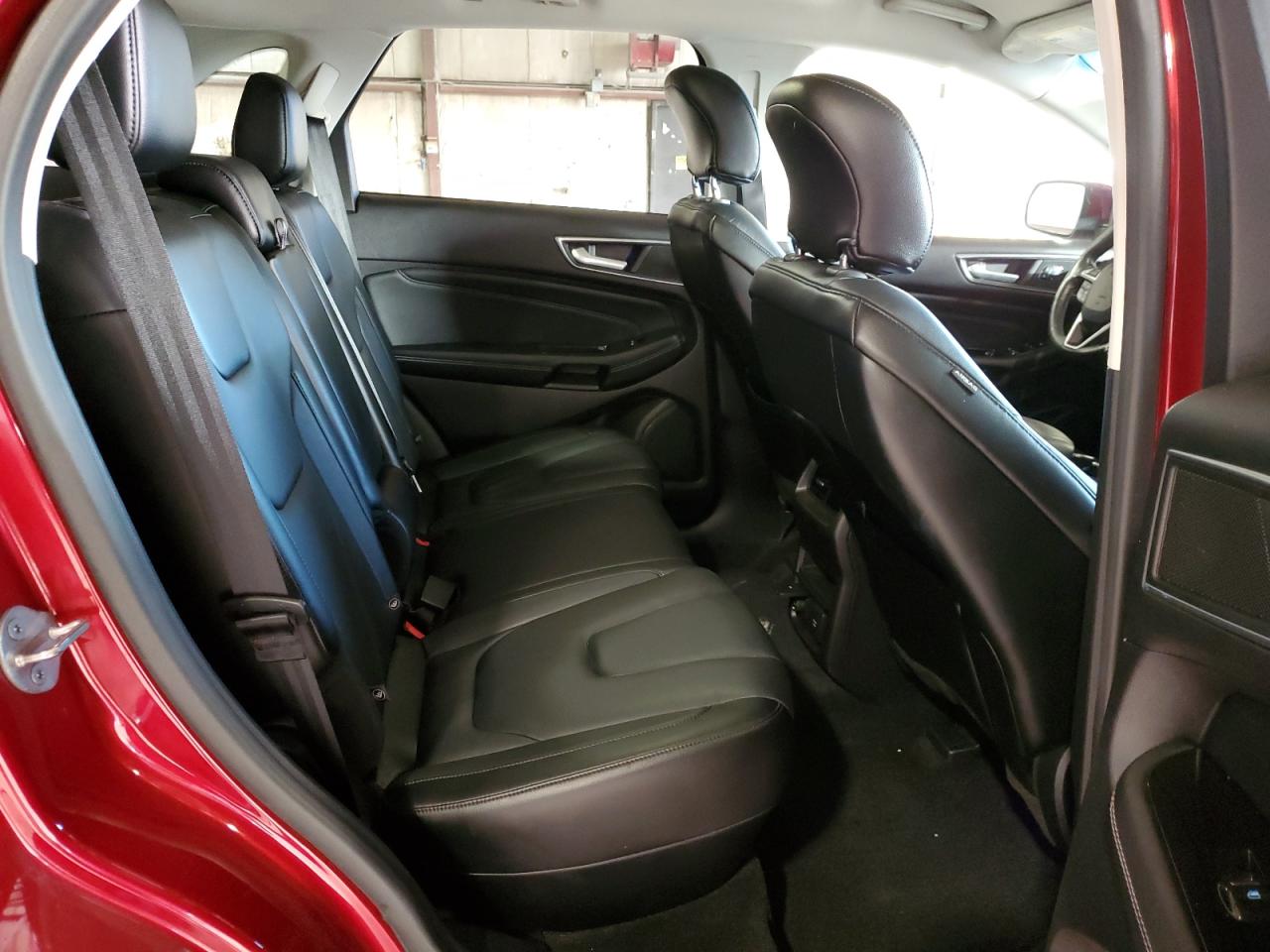 2015 Ford Edge - Image 11