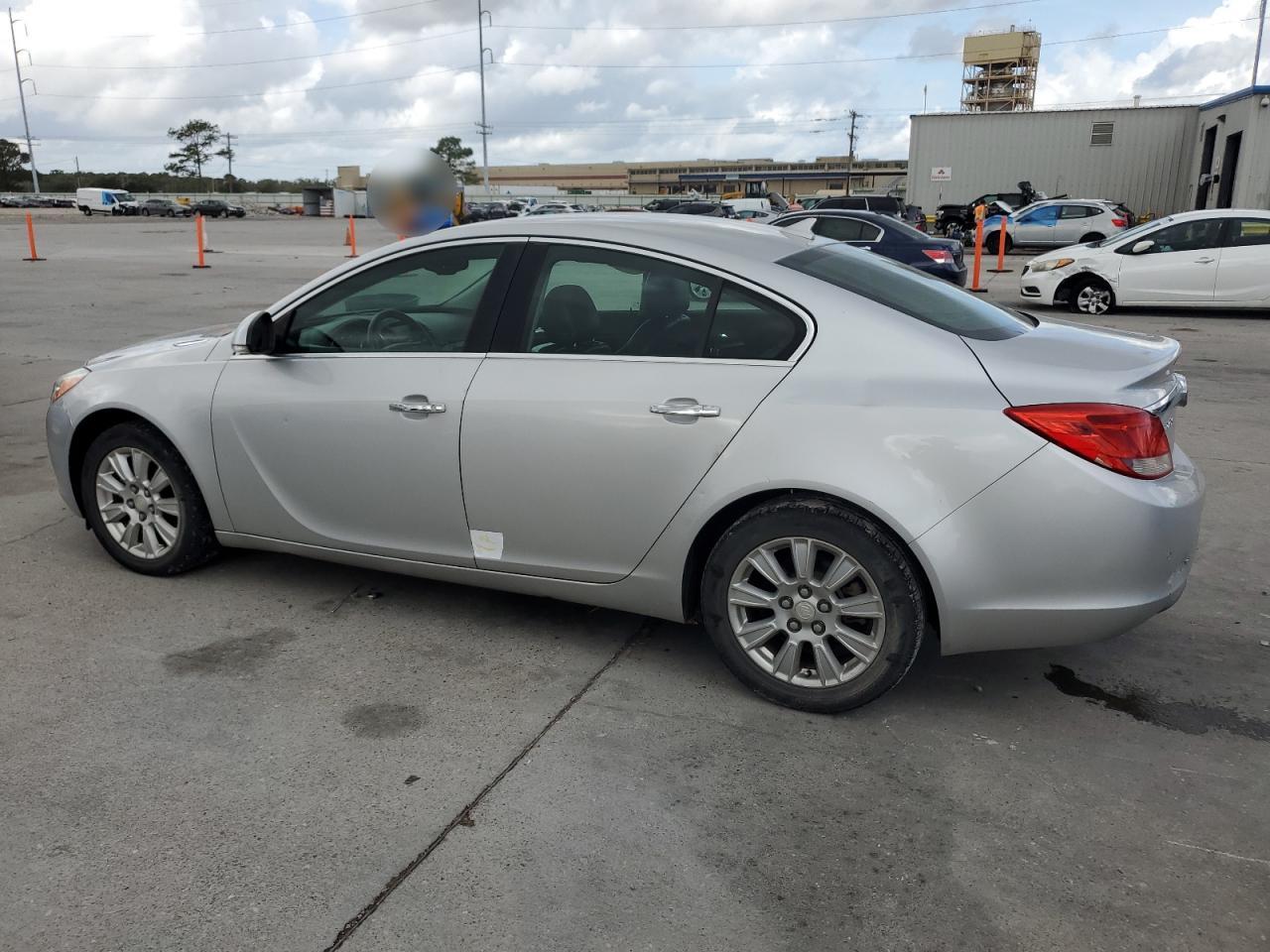 VIN 2G4GS5ER6D9132412 2013 BUICK REGAL no.2