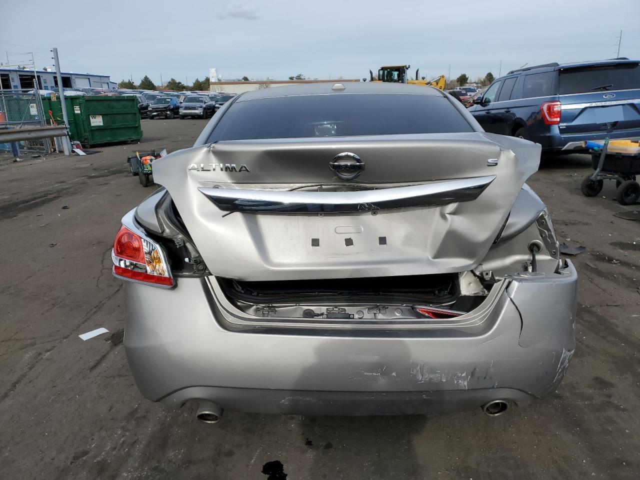 2015 Nissan Altima - Image 6