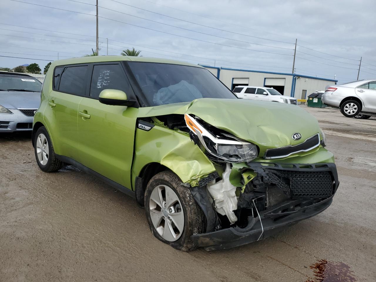 VIN KNDJN2A25F7750317 2015 KIA SOUL no.4