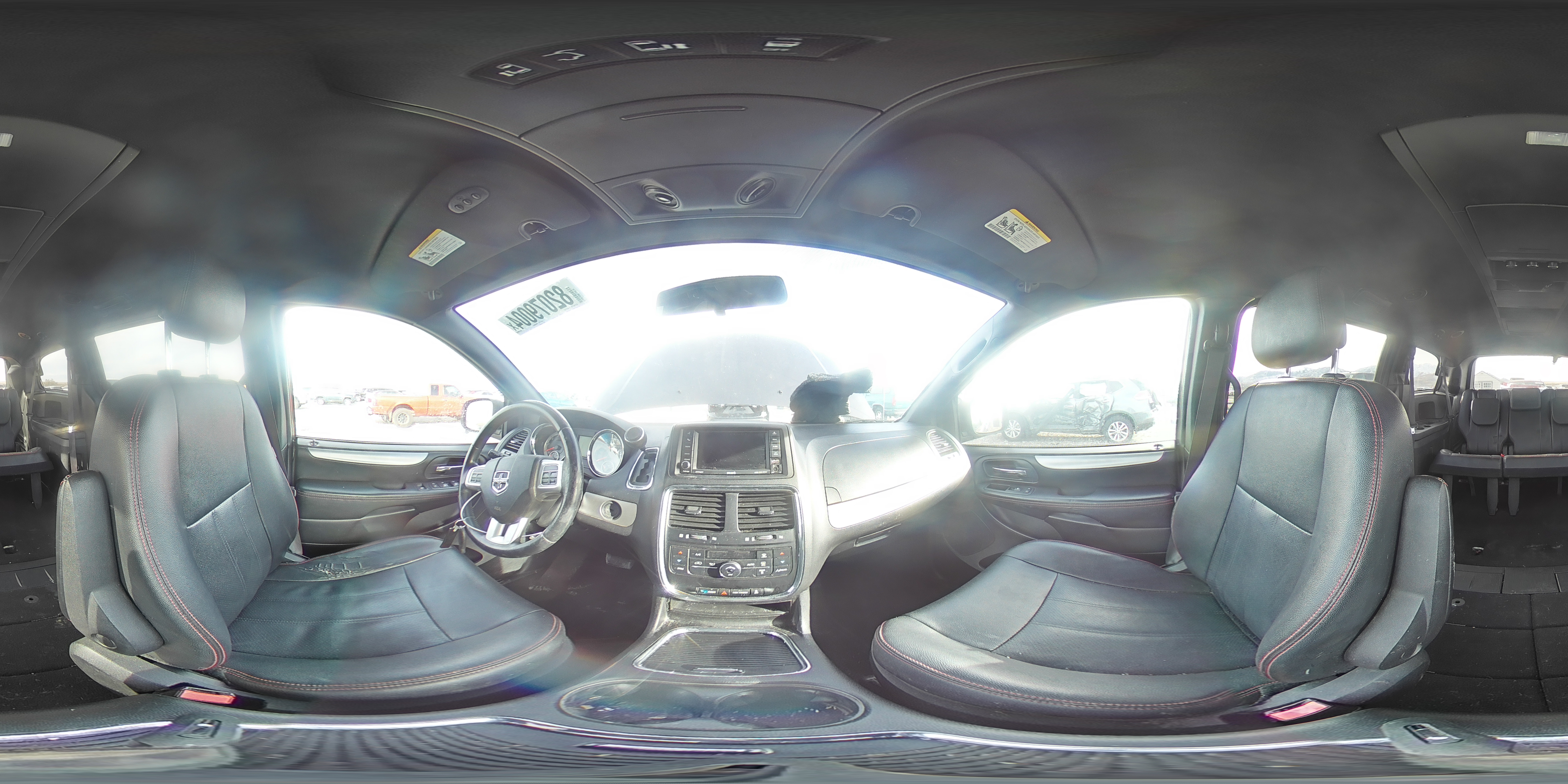 2016 Dodge Caravan - Image 14