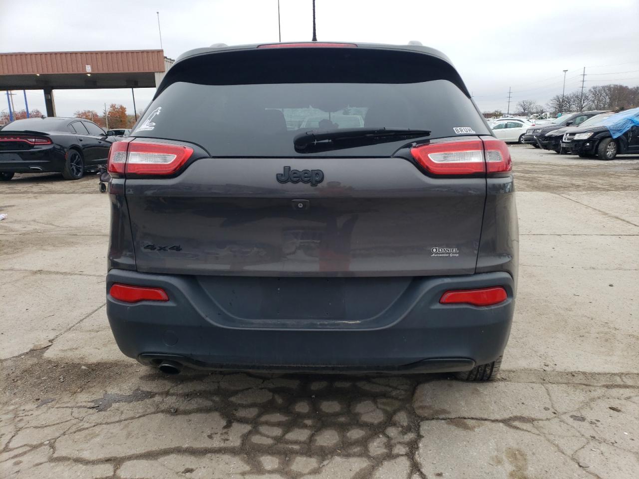 2018 Jeep Cherokee Latitude VIN: 1C4PJMCB5JD543550 Lot: 81258744