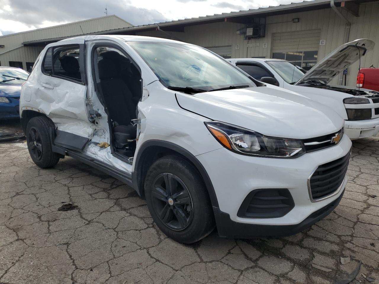 2020 Chevrolet Trax - Image 4