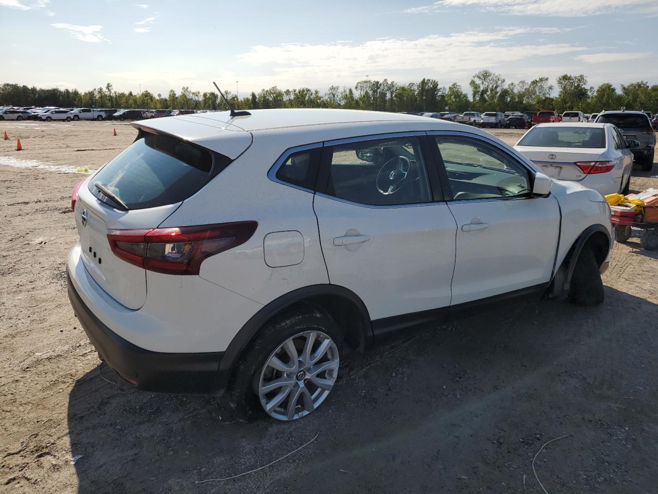 VIN JN1BJ1AV7MW301358 2021 NISSAN ROGUE no.3