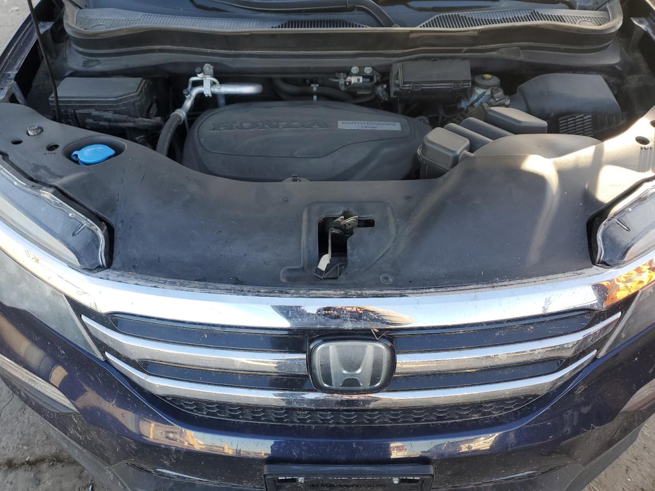 2017 Honda Pilot - Image 12