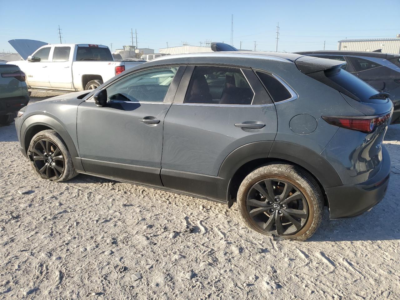 VIN 3MVDMBCM1PM528619 2023 MAZDA CX30 no.2