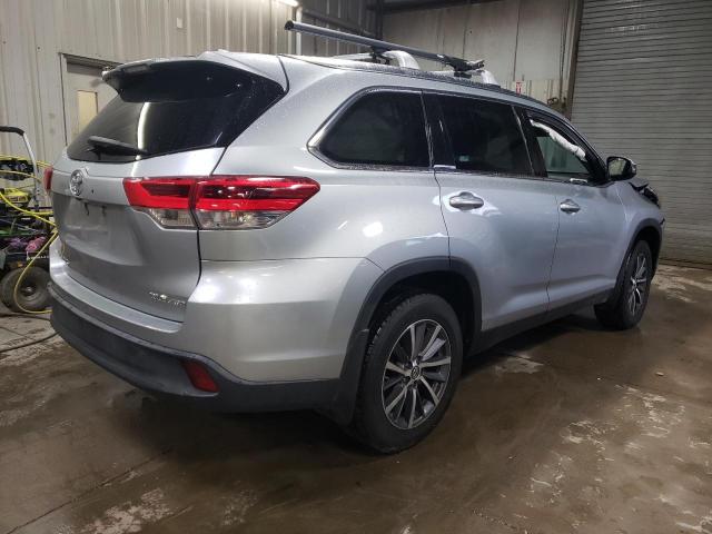  TOYOTA HIGHLANDER 2019 Серебристый