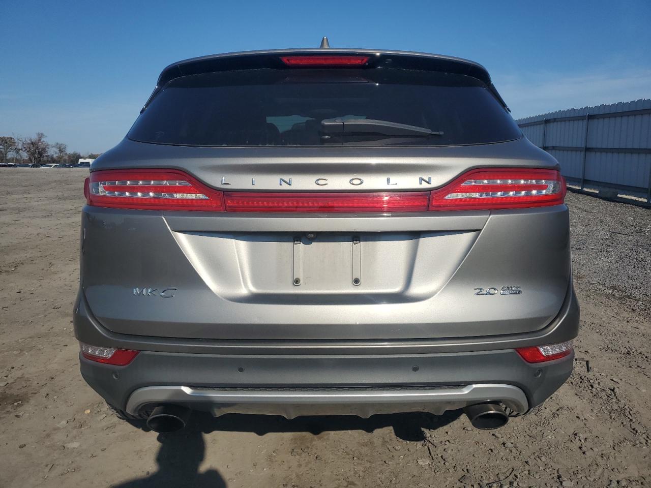 2016 Lincoln Mkc Reserve VIN: 5LMCJ3D91GUJ08174 Lot: 81000044