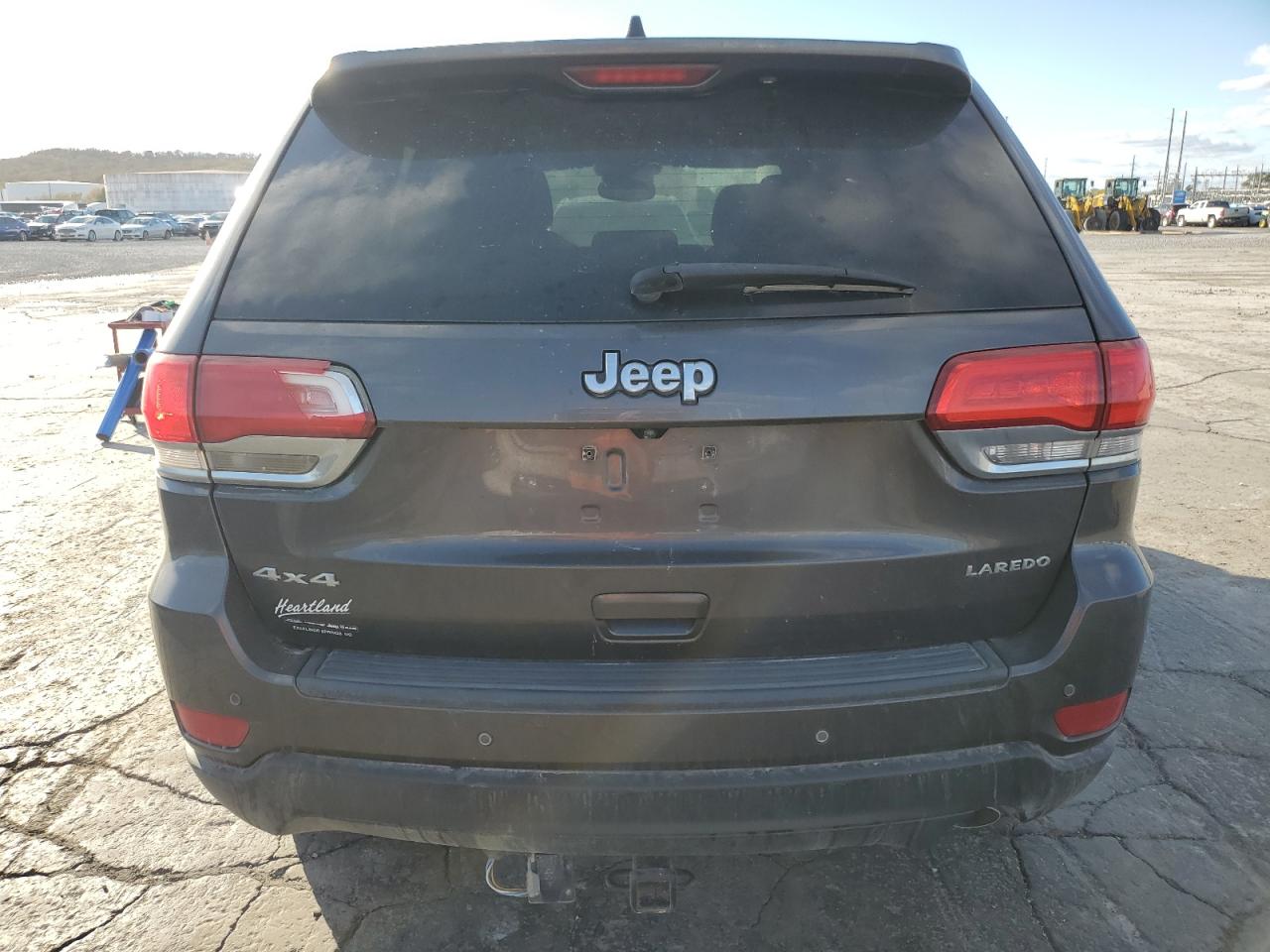 2017 Jeep Grand Cherokee - Image 6