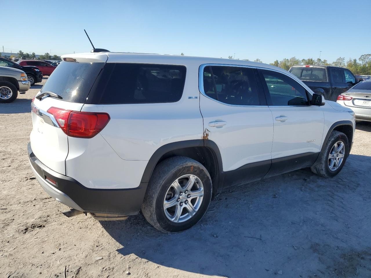 2019 GMC Acadia - Image 3