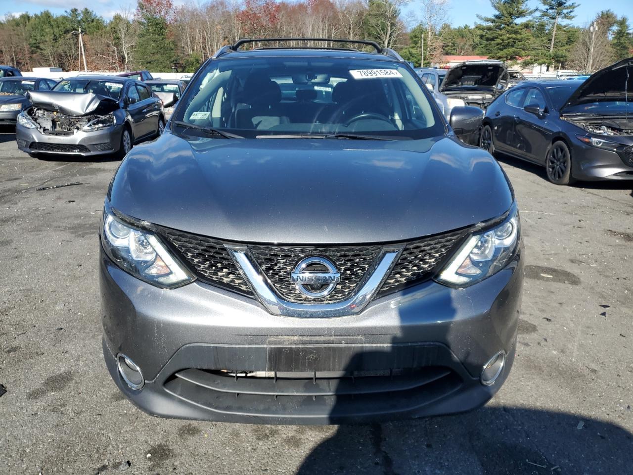 2018 Nissan Rogue - Image 5