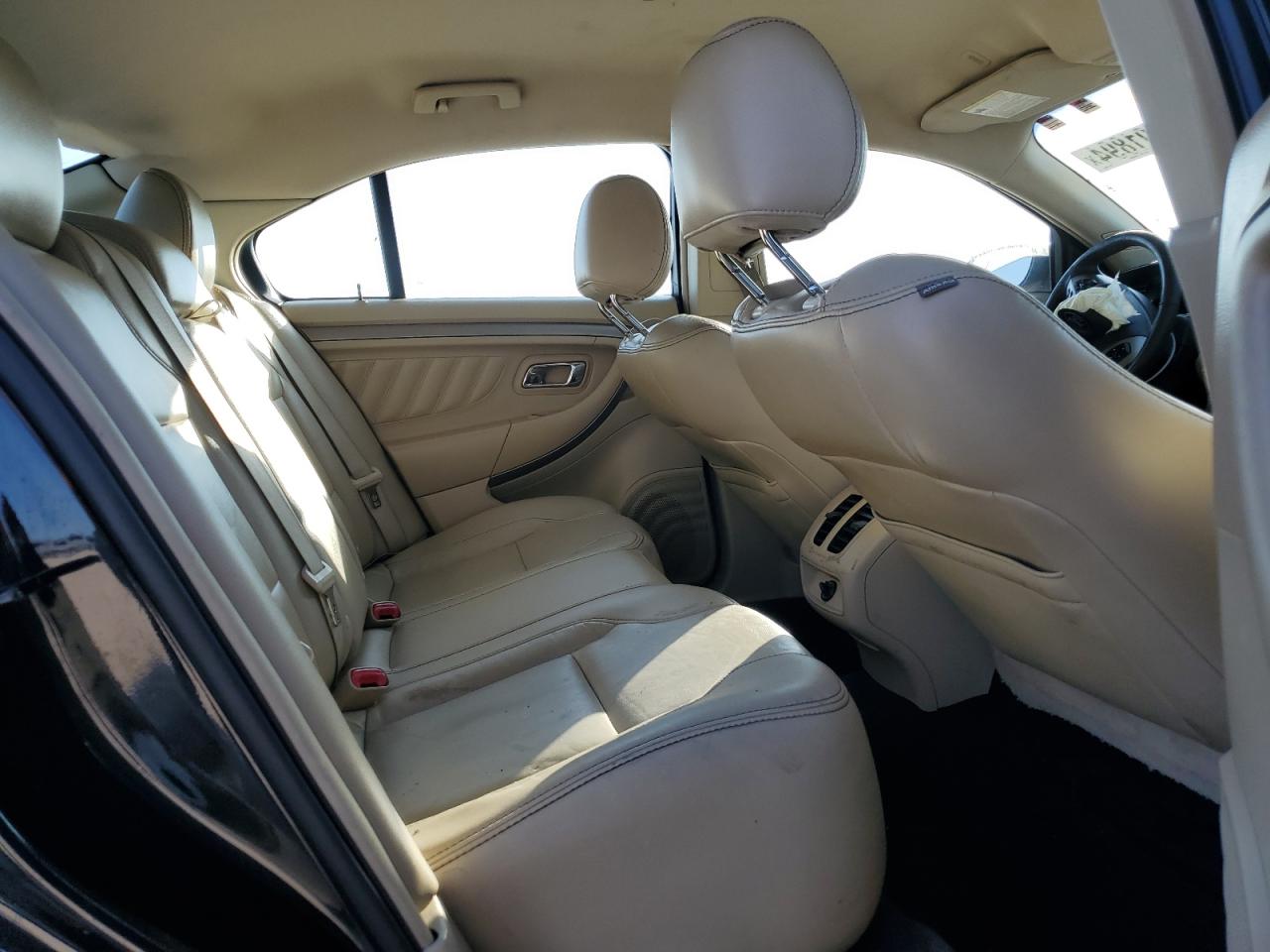 2013 Ford Taurus Sel VIN: 1FAHP2H83DG139353 Lot: 80891894