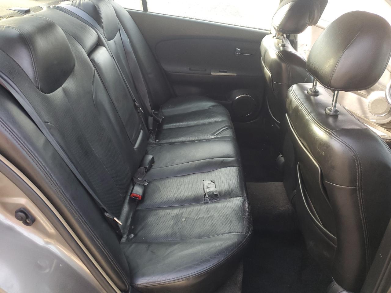 2005 Nissan Altima - Image 10