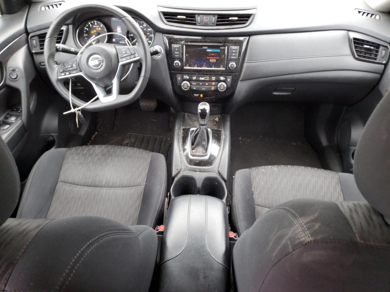 2019 Nissan Rogue - Image 8