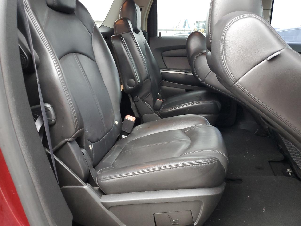 2007 GMC Acadia - Image 11