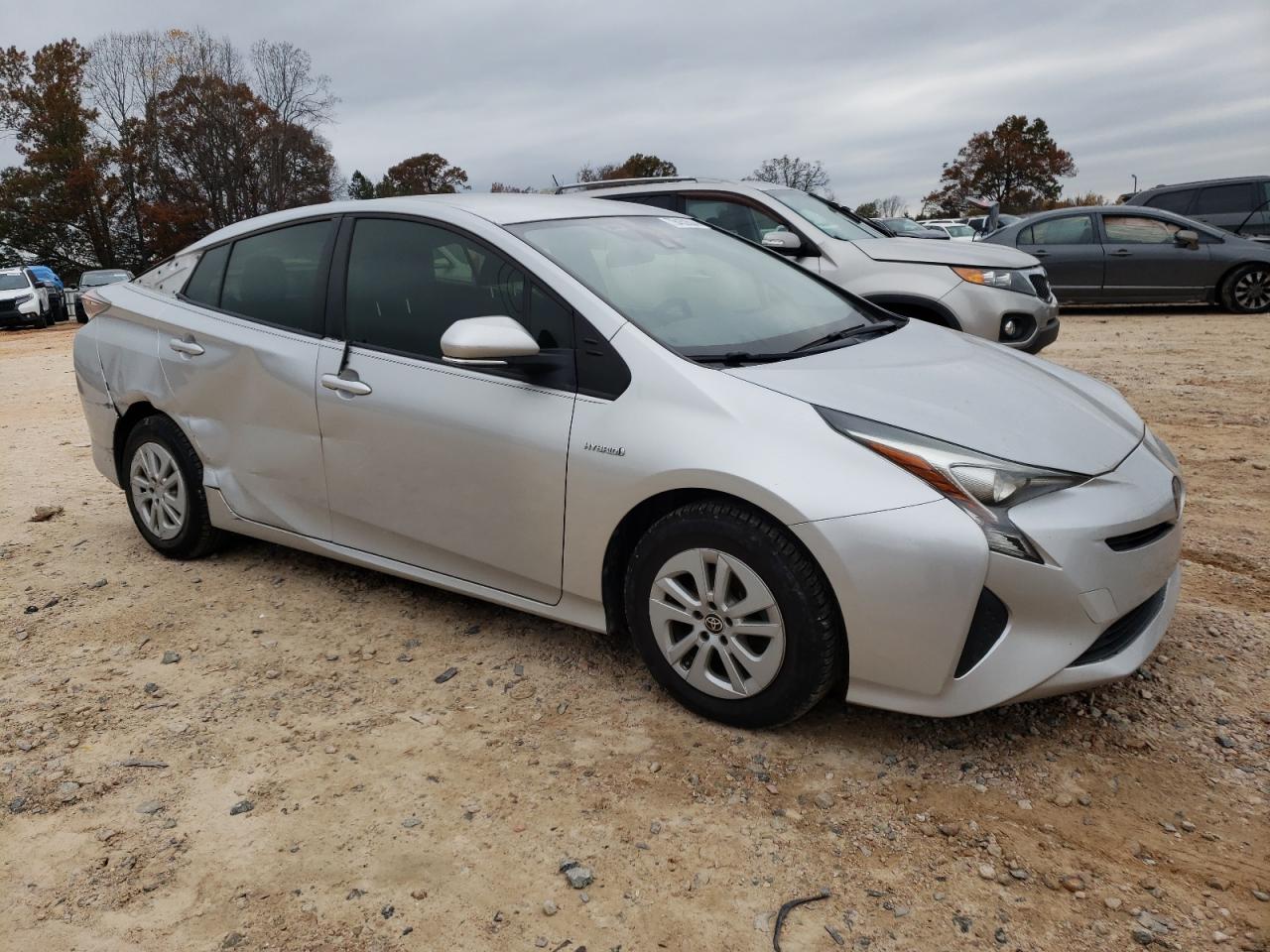 VIN JTDKBRFU3J3076541 2018 TOYOTA PRIUS no.4