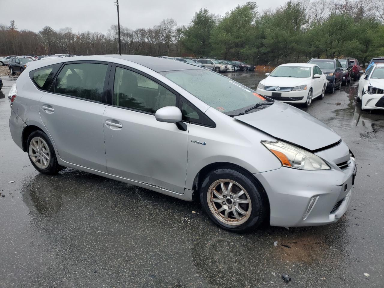 2014 Toyota Prius - Image 4