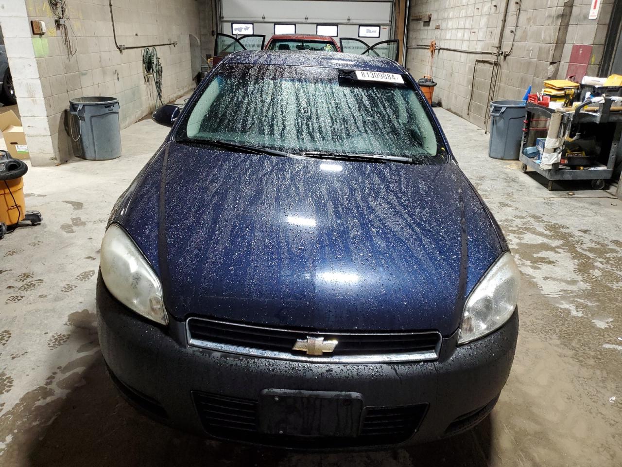 2009 Chevrolet Impala - Image 5
