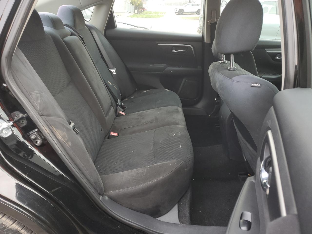 2015 Nissan Altima - Image 11