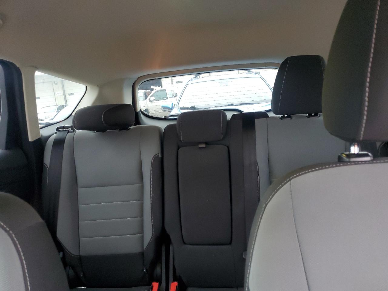 2016 Ford Escape - Image 10