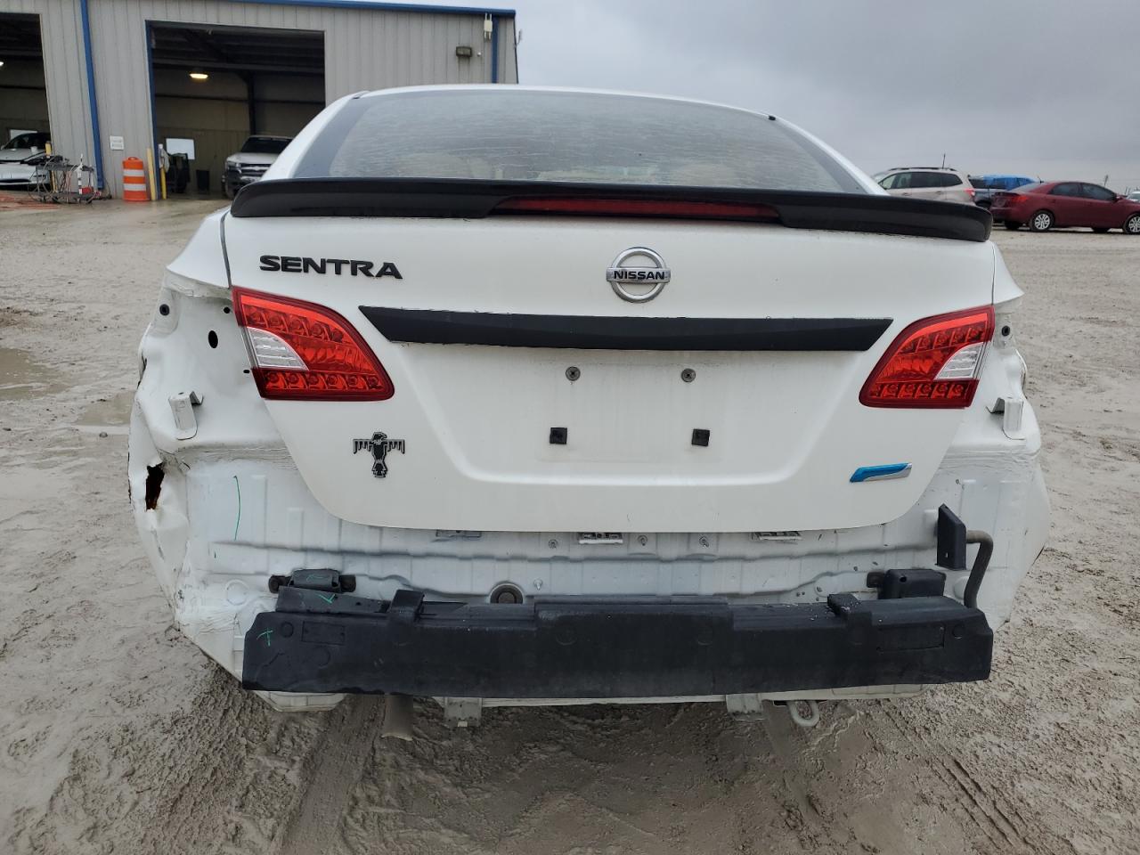 2014 Nissan Sentra - Image 6