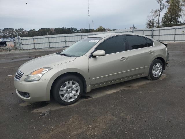 2009 Nissan Altima 2.5 იყიდება Dunn-ში, NC - Rear End