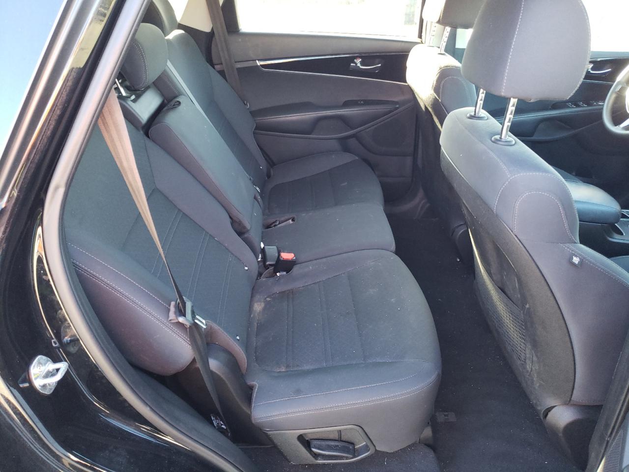 2019 Kia Sorento - Image 12
