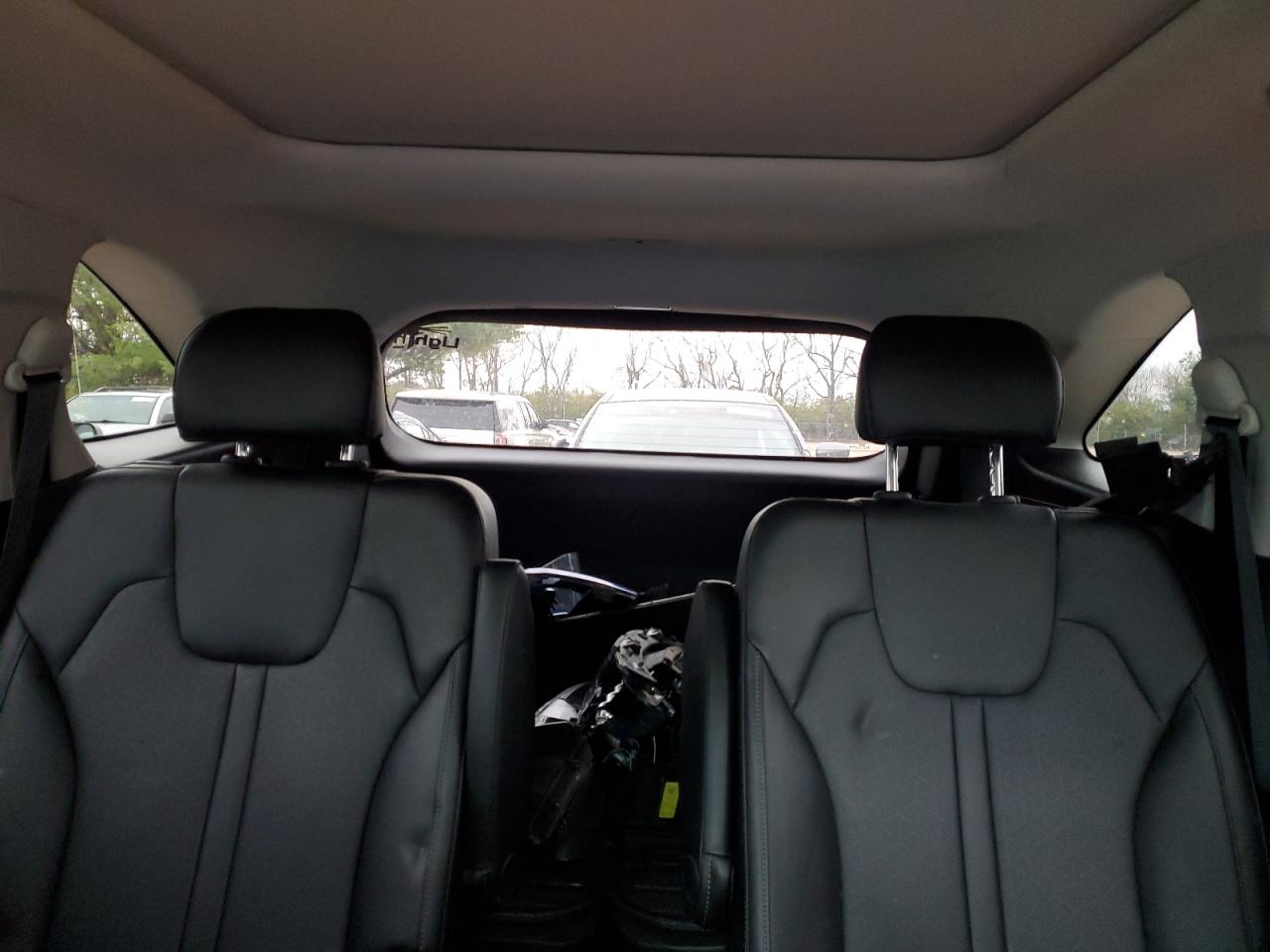 2021 Kia Sorento - Image 10