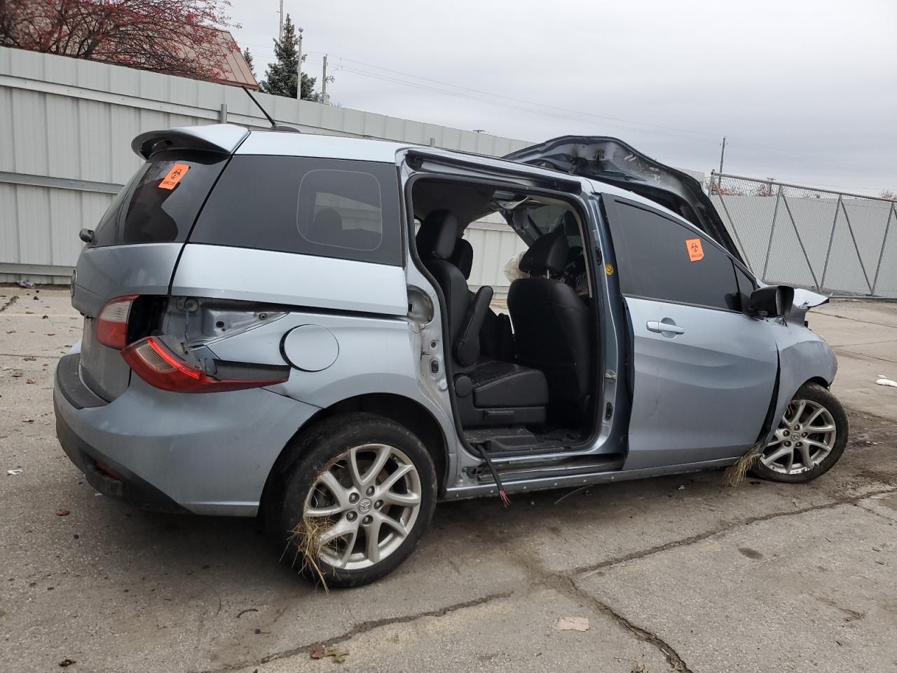 2012 Mazda 5 - Image 3