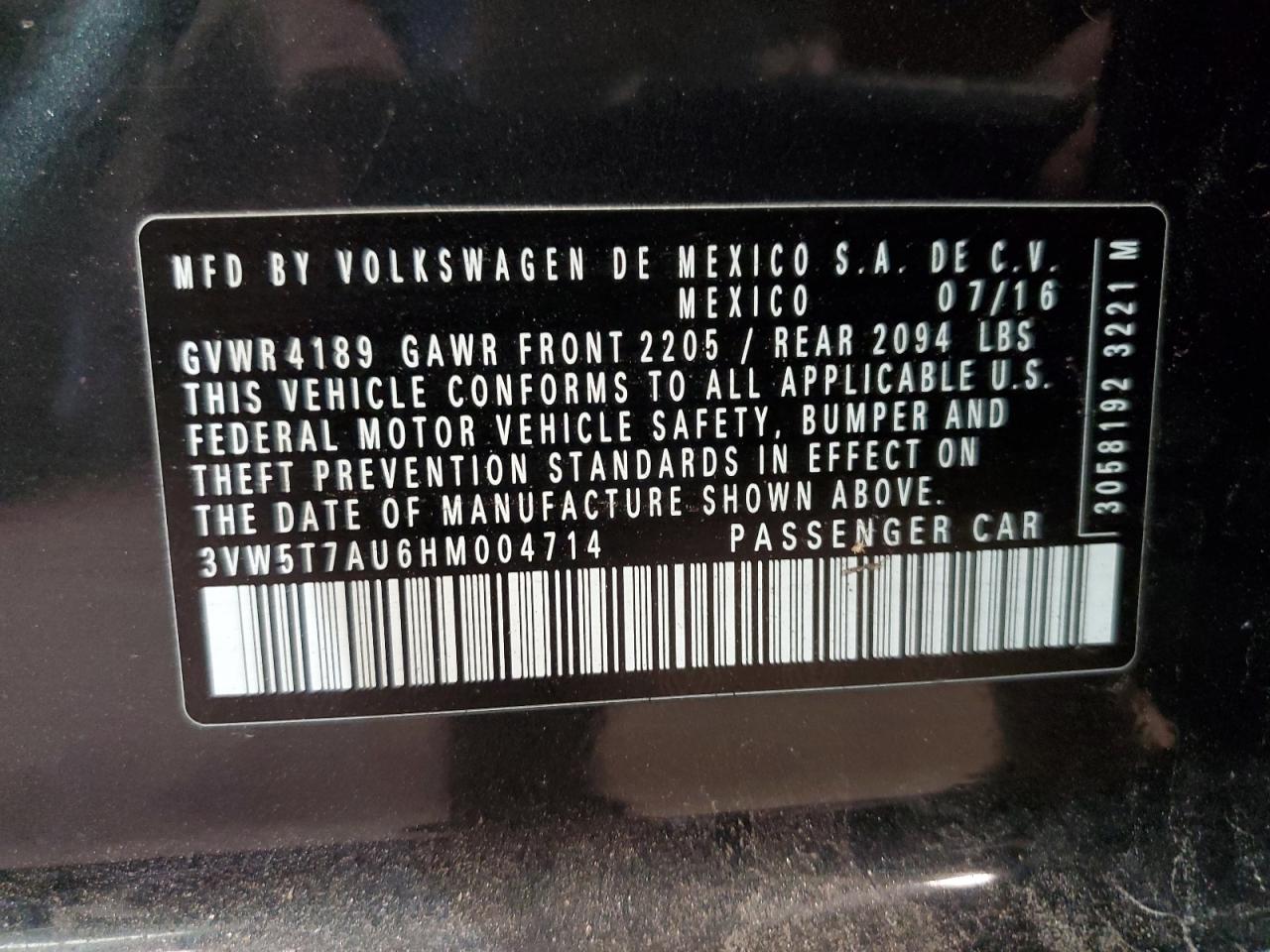 2017 Volkswagen GTI - Image 12