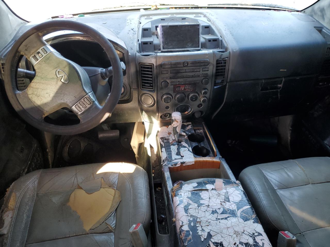 2004 Infiniti QX56 - Image 8