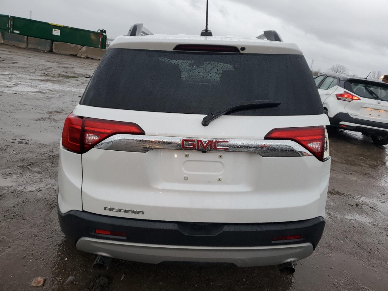 2017 GMC Acadia - Image 6