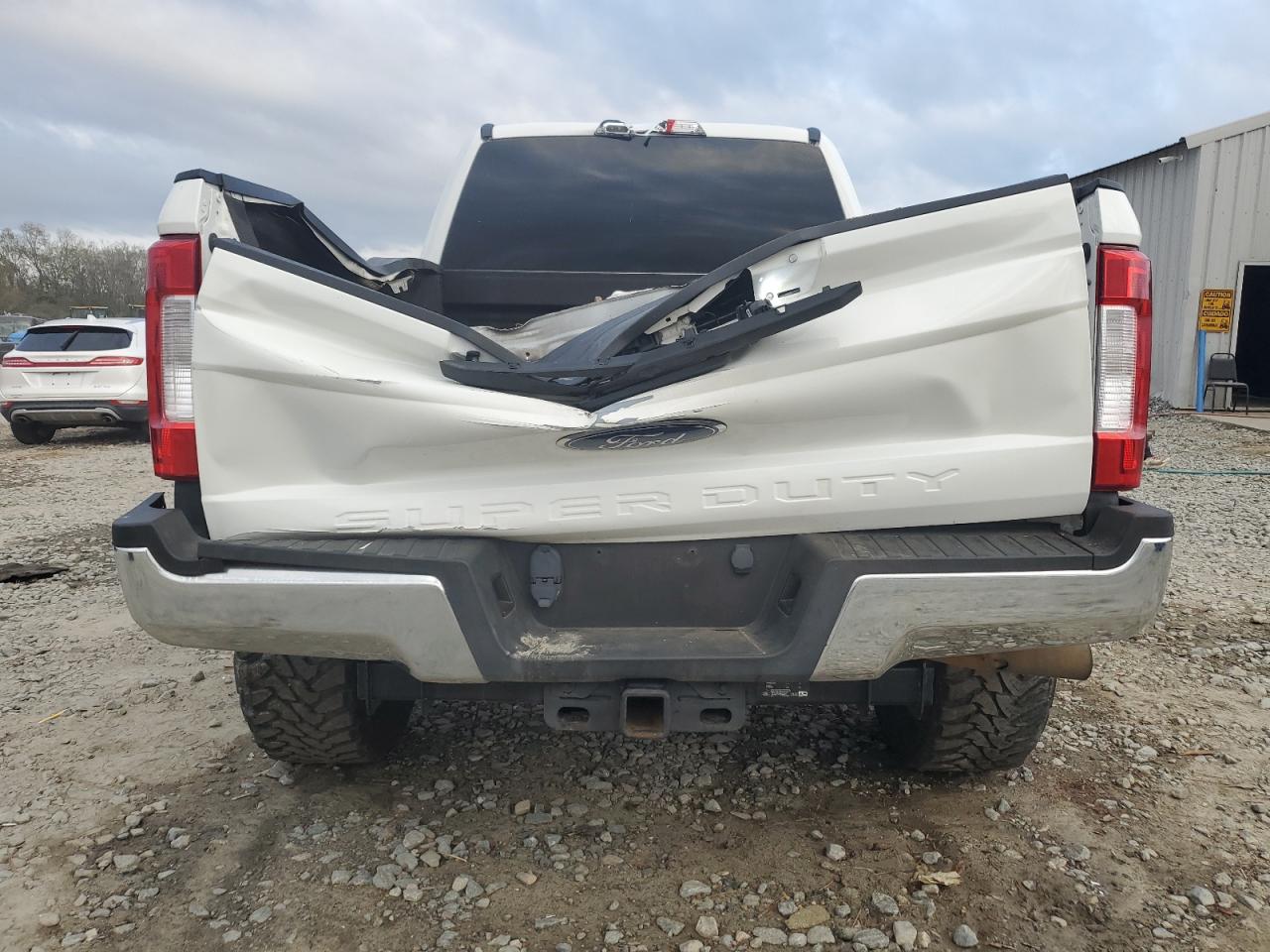 2019 Ford F250 - Image 6