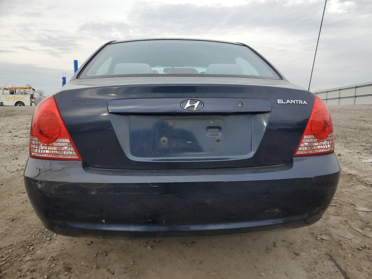 2005 Hyundai Elantra Gls VIN: KMHDN46D75U146640 Lot: 81188684