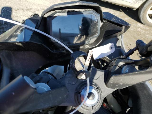  KAWASAKI CX500 2024 Сріблястий