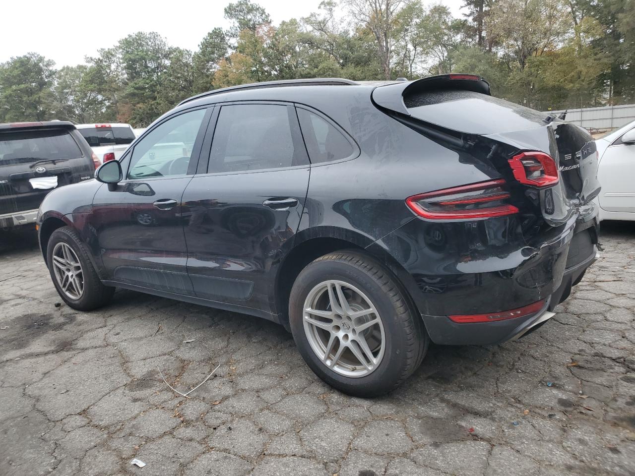 VIN WP1AA2A58JLB00174 2018 PORSCHE MACAN no.2