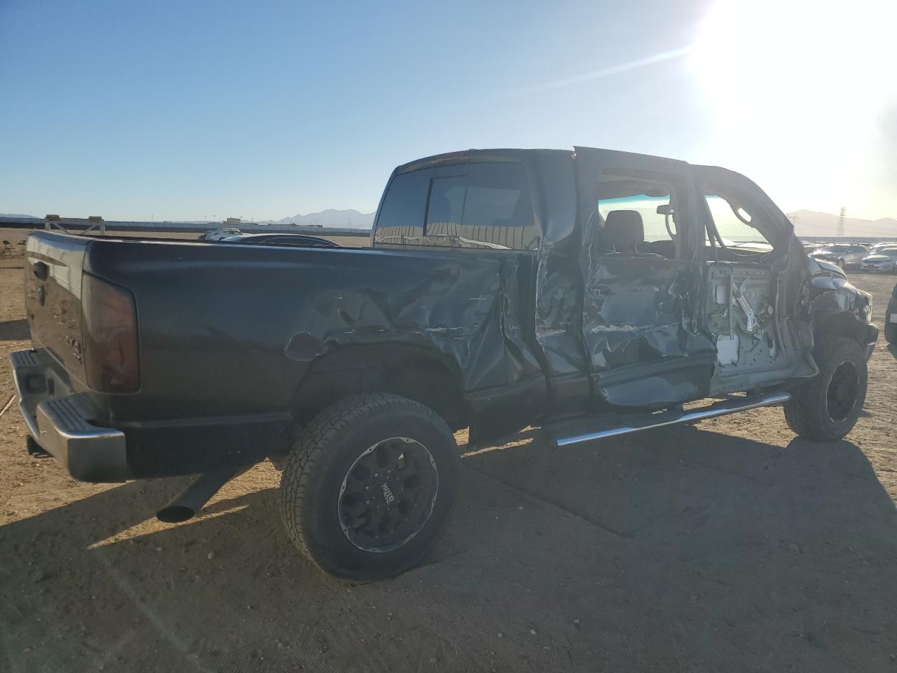 2006 Dodge RAM - Image 3