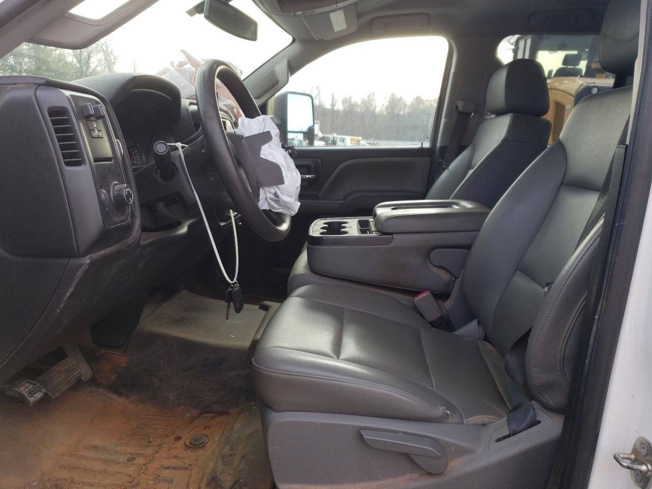 2018 Chevrolet Silverado - Image 7