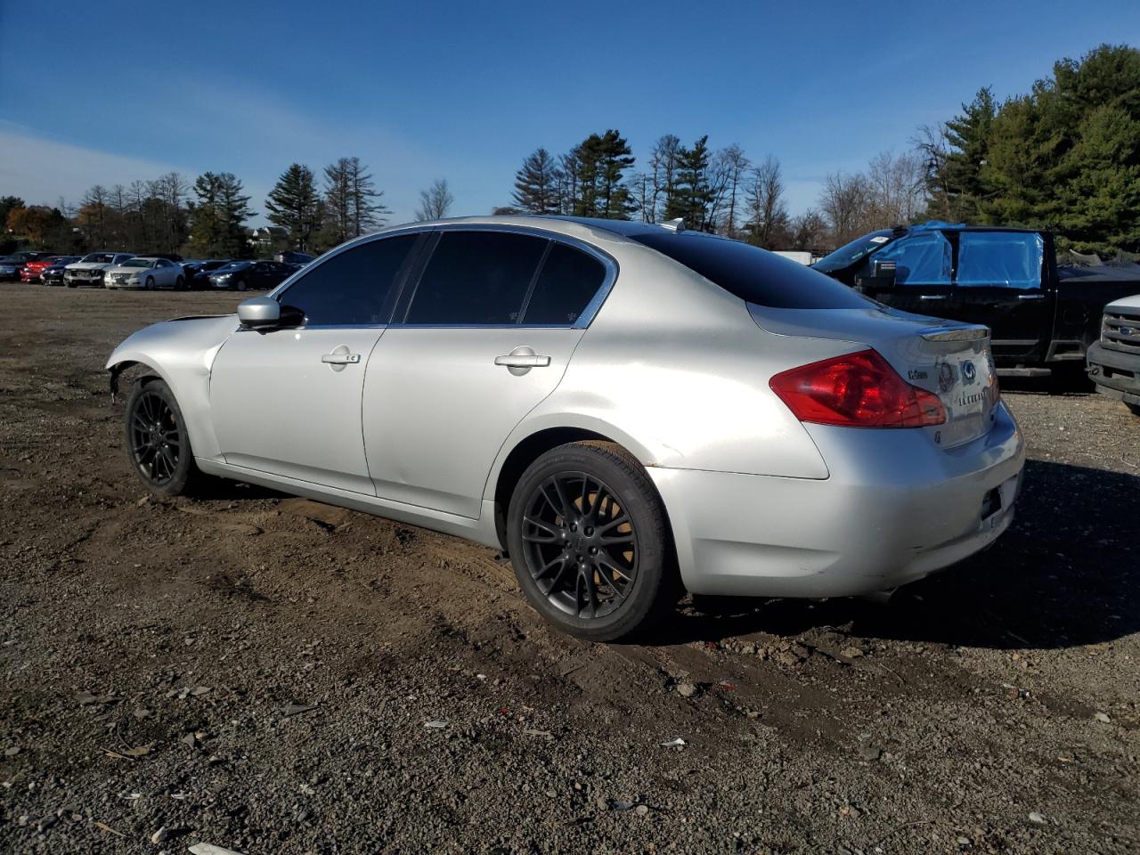 2009 Infiniti G - Image 2