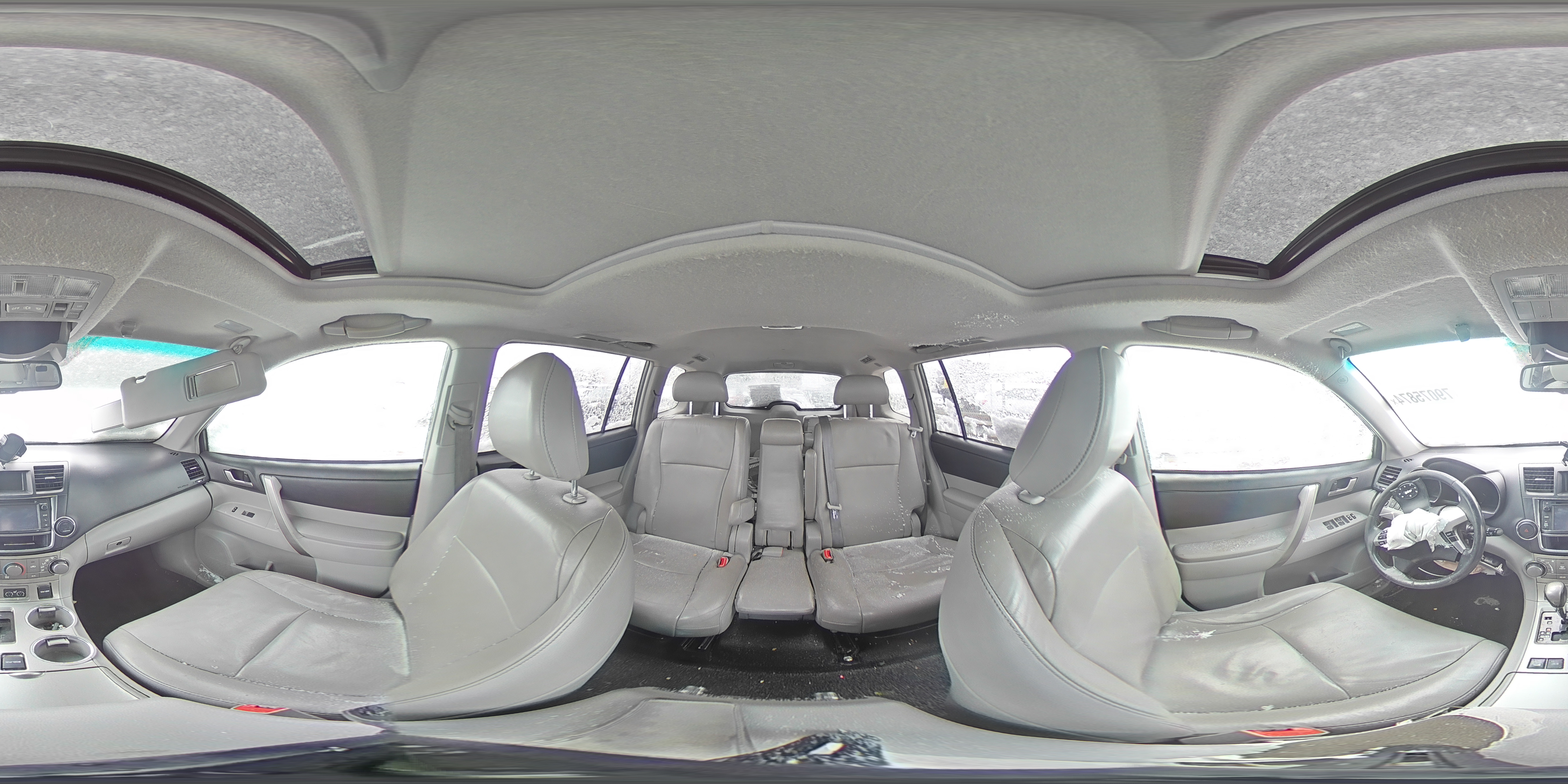 2013 Toyota Highlander - Image 13