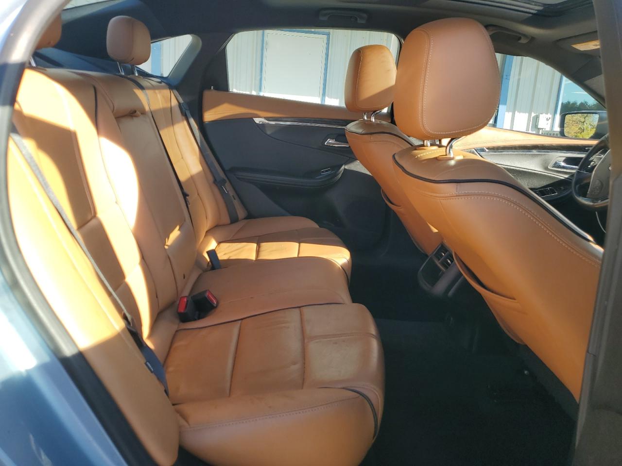 2015 Chevrolet Impala - Image 10