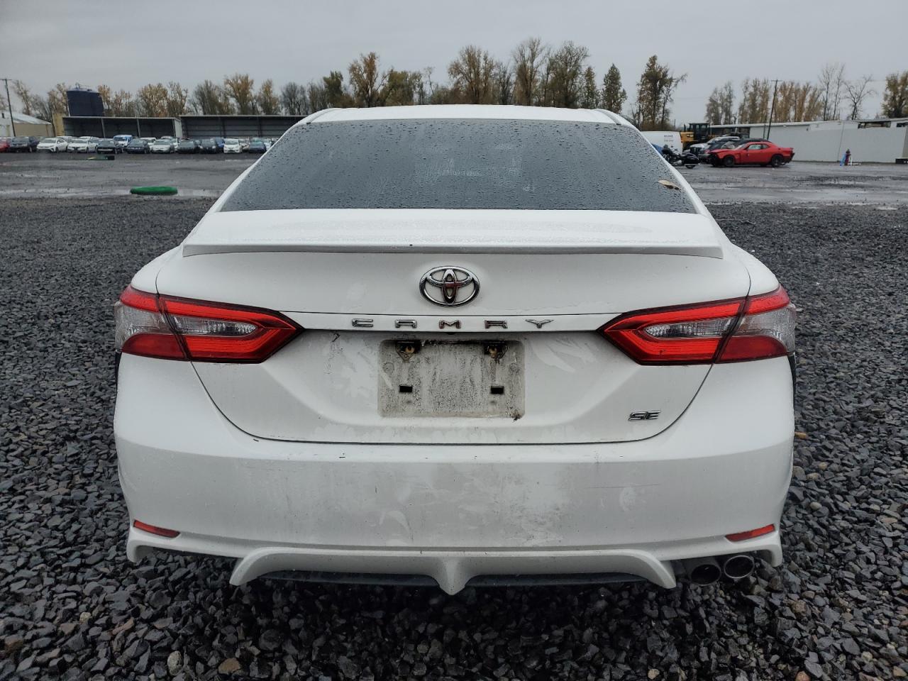 2018 Toyota Camry - Image 6
