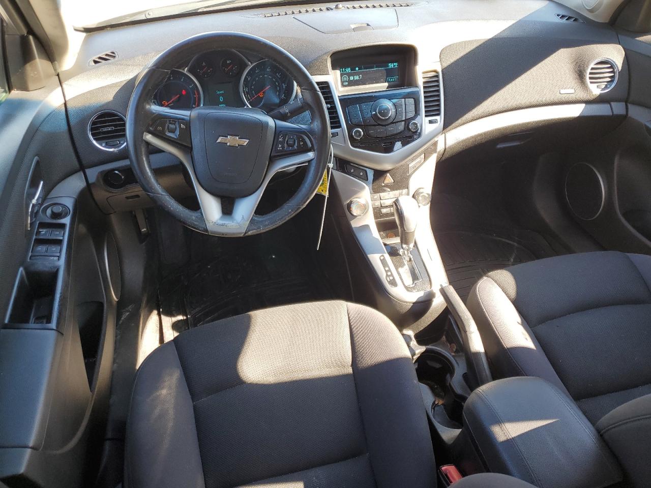 2012 Chevrolet Cruze - Image 8