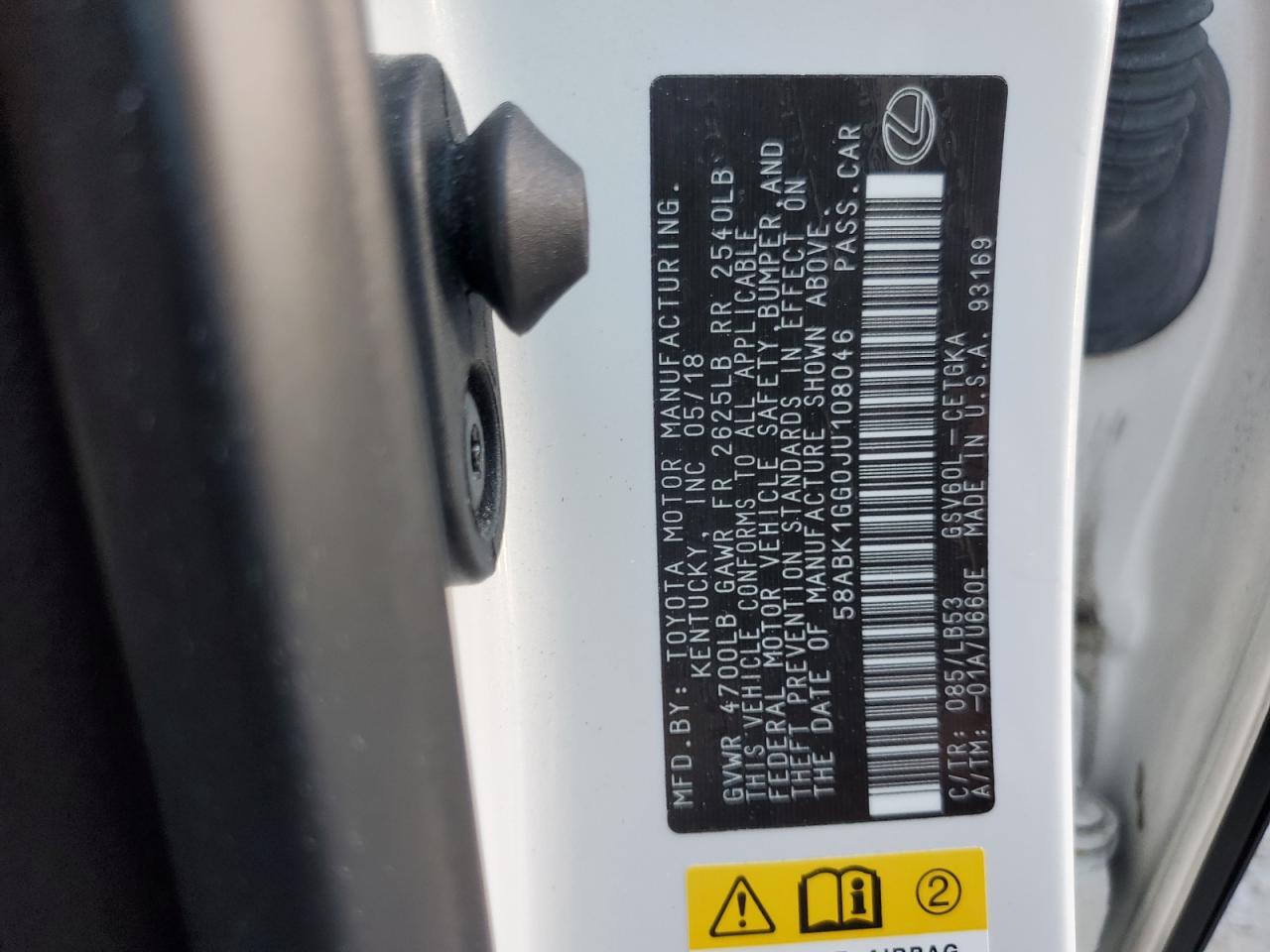 2018 Lexus ES - Image 12