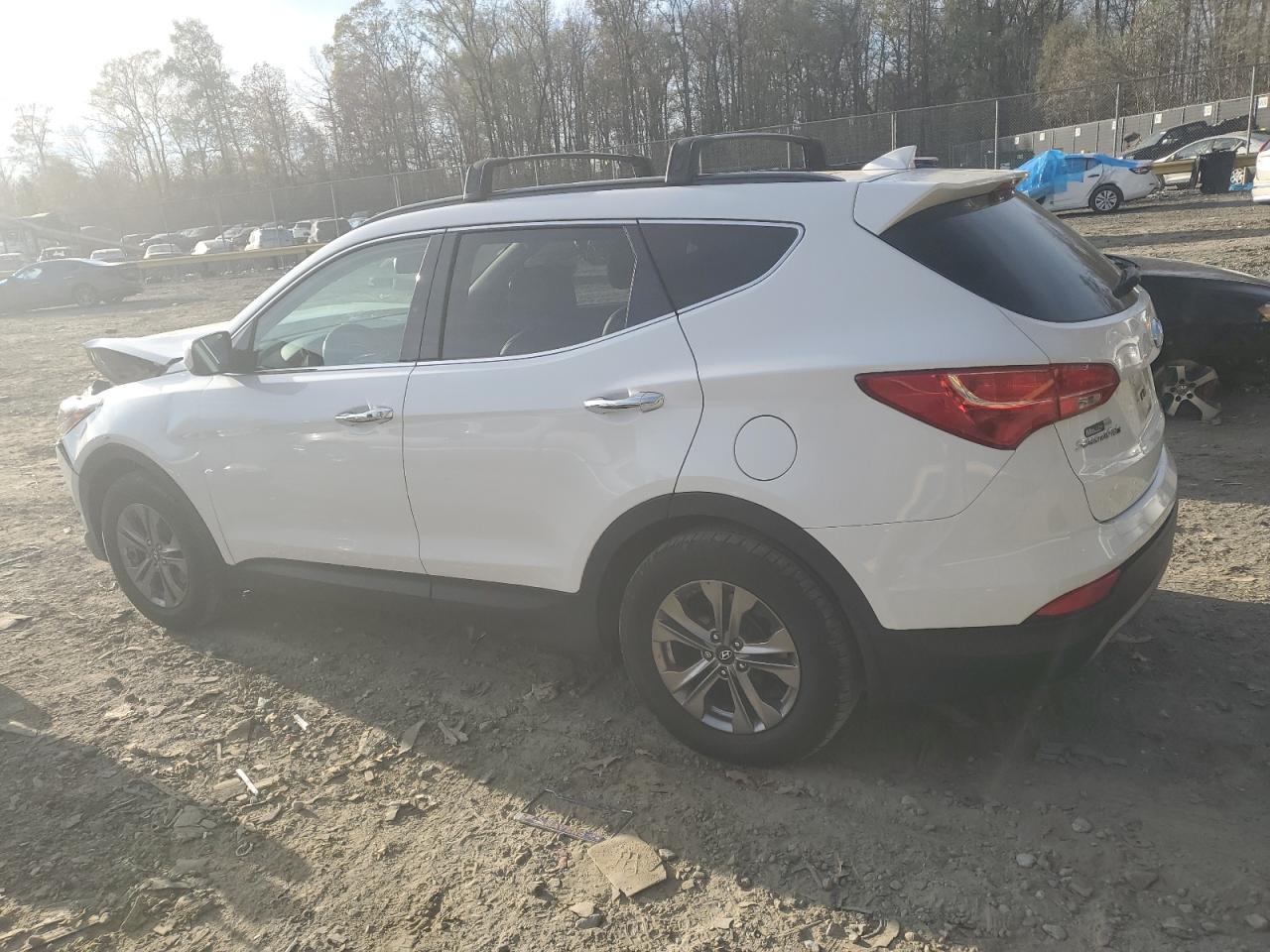 2015 Hyundai Santa Fe - Image 2